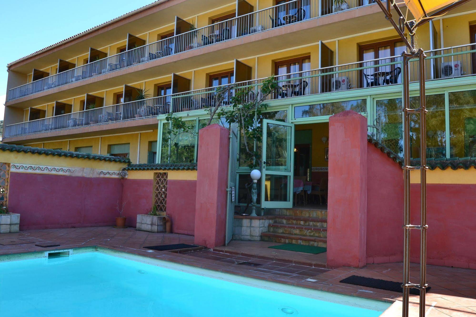 Hotel Cyrnea Calvi  Exterior foto